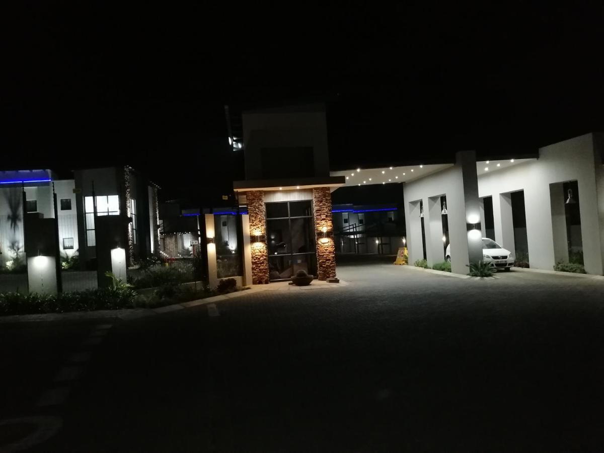 国王门酒店 勒斯滕堡 外观 照片