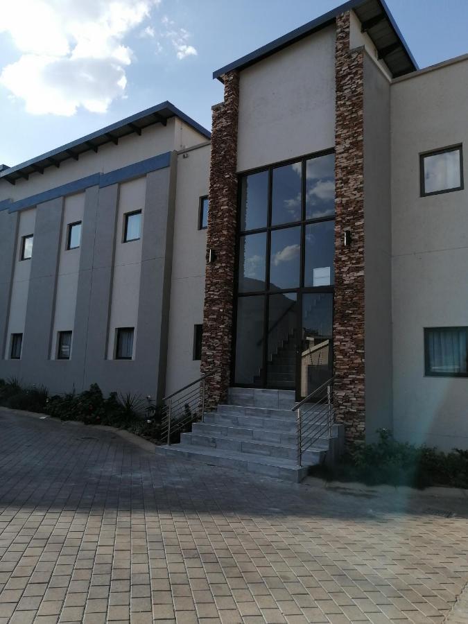 国王门酒店 勒斯滕堡 外观 照片